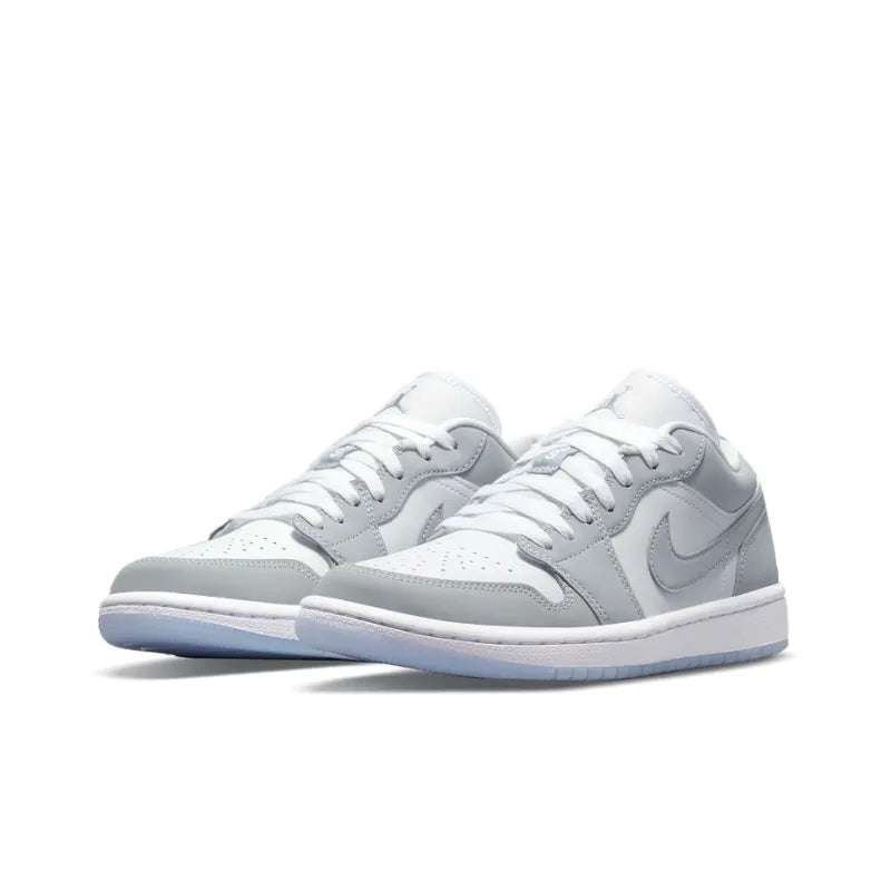 AirJordan1LowWhiteWolfGrey_4.jpg