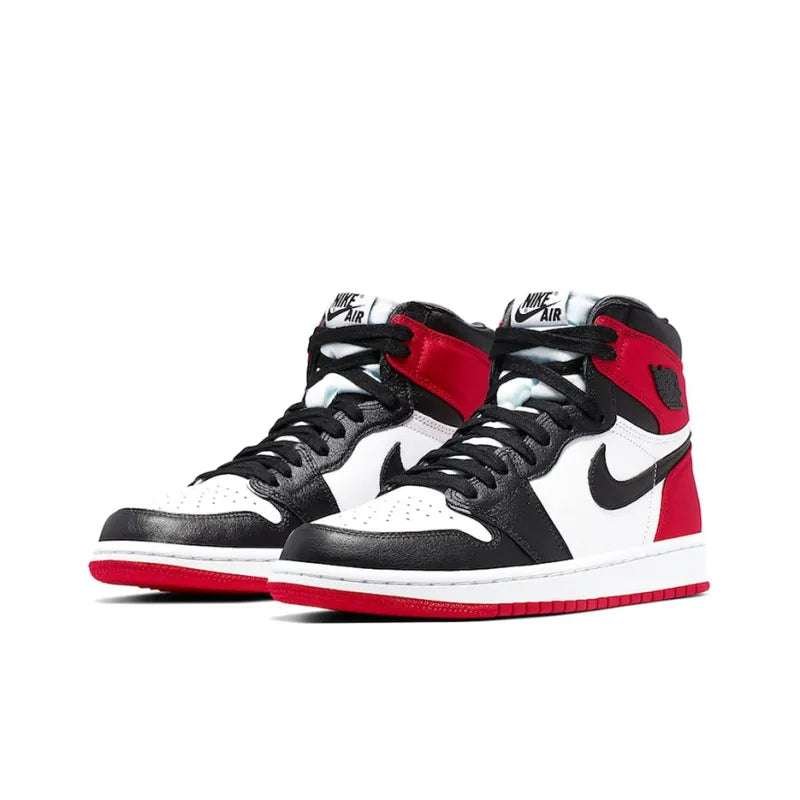 AirJordan1RetroHighOGBlackToe_4.jpg