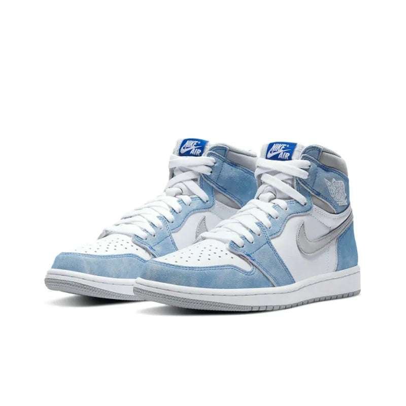 AirJordan1RetroHighOGHYPERROYAL_5.jpg