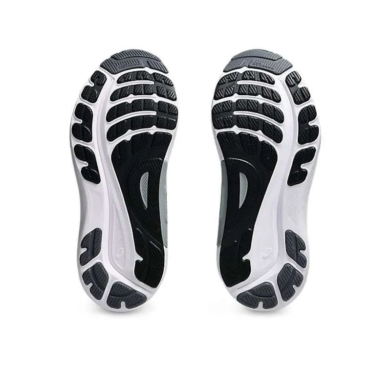 AsicsGel-Kayano31Black_White_3-1.webp
