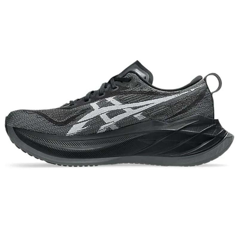 AsicsSuperblast2Black_White_6.webp