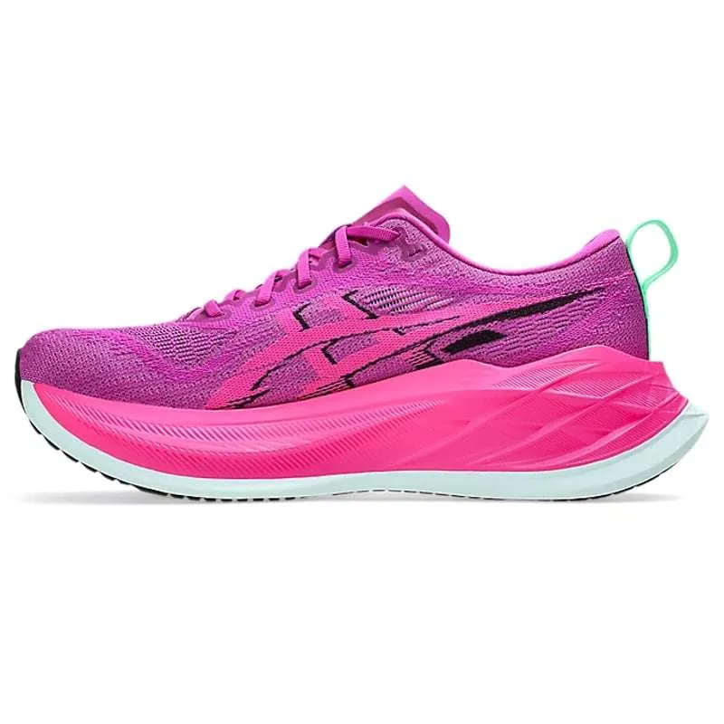 AsicsSuperblast2BoldMagenta_PinkGlo_2.webp