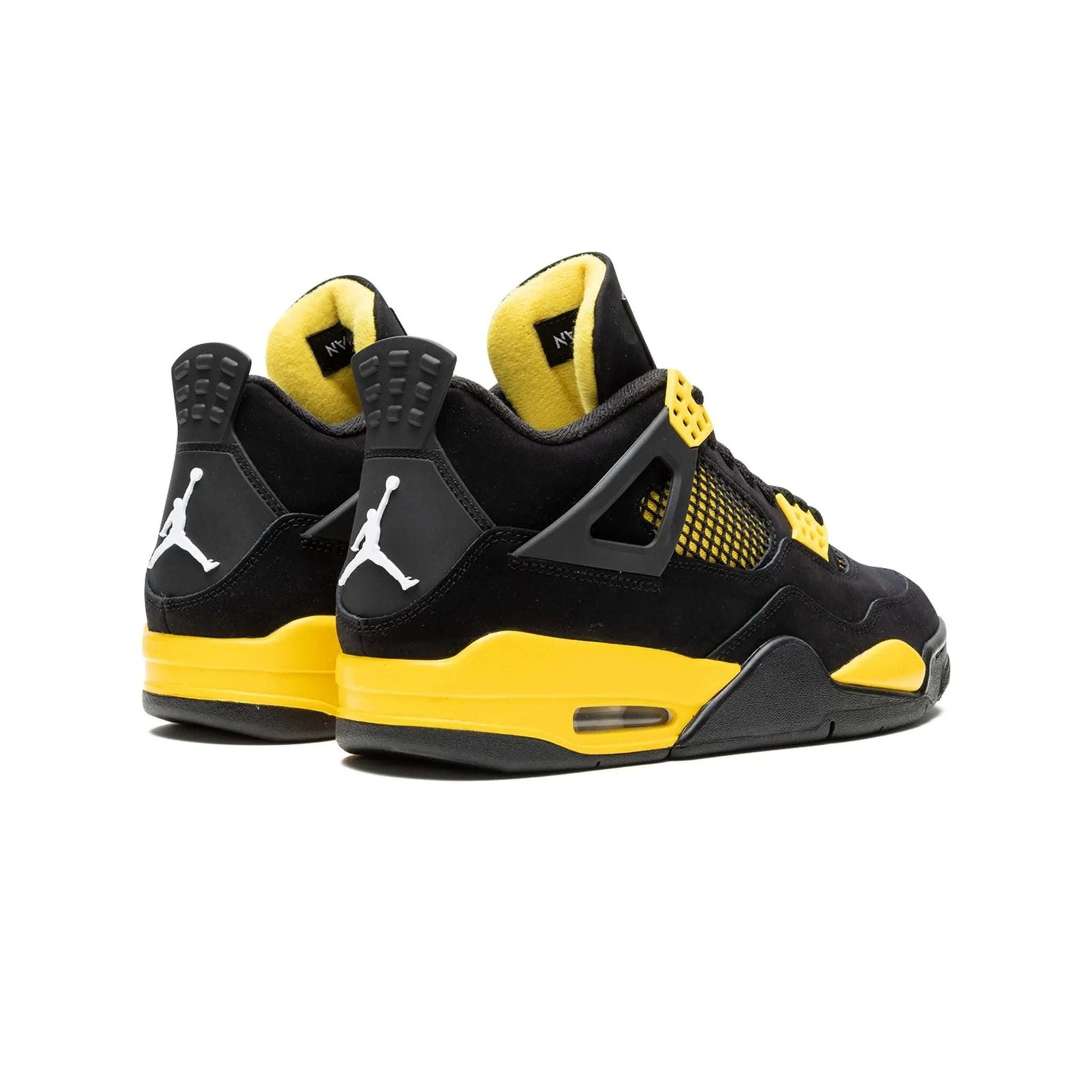 Jordan4RetroThunder_5.jpg