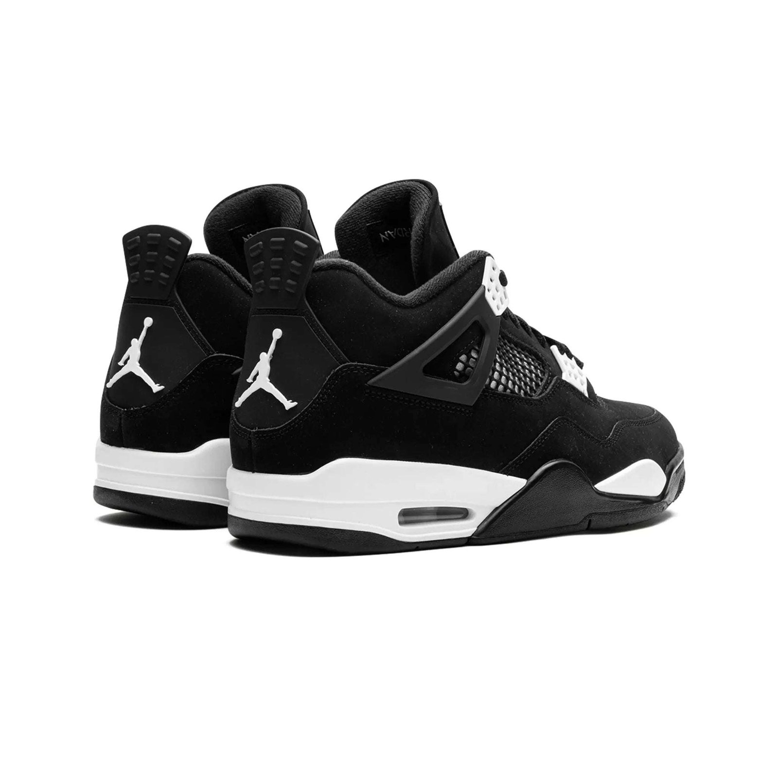 Jordan4RetroWhiteThunder_4.jpg