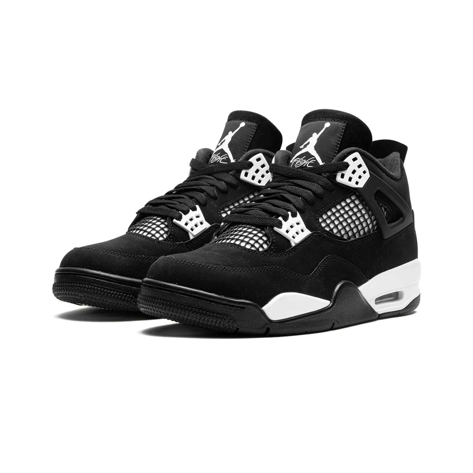 Jordan4RetroWhiteThunder_5-1.jpg