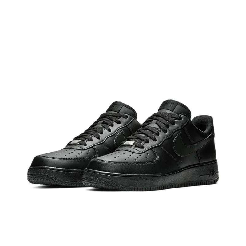 NikeAirForce1LowTripleBlack_4_7e375b00-fb75-4862-8eba-75852dbf66e7.jpg