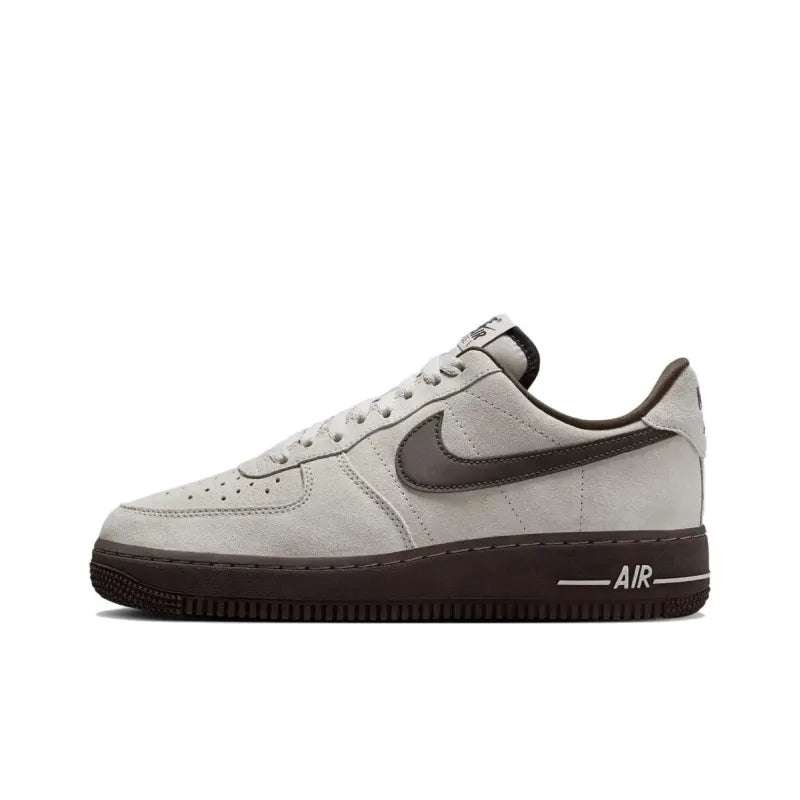 NikeAirForce1_07LightOrewoodBrown_1.jpg