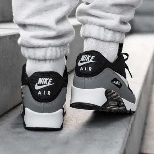 NikeAirmax90BlackGray.jpg