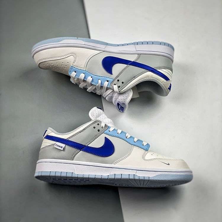 NikeDunkLowIvoryHyperRoyal_3.jpg