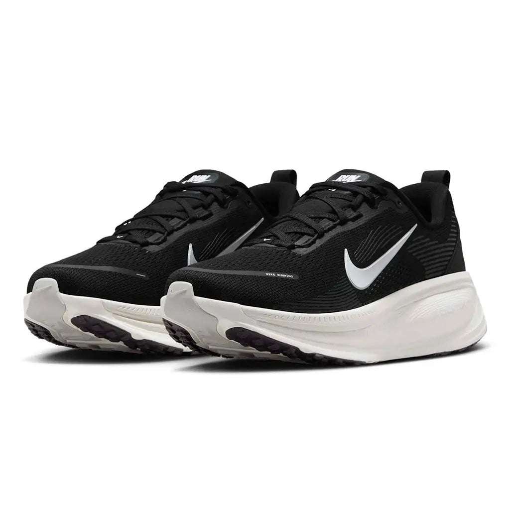 nike-vomero-18-black-coconut-milk-hm6803-007-side_w1024_h1024_pad__jpeg.jpg